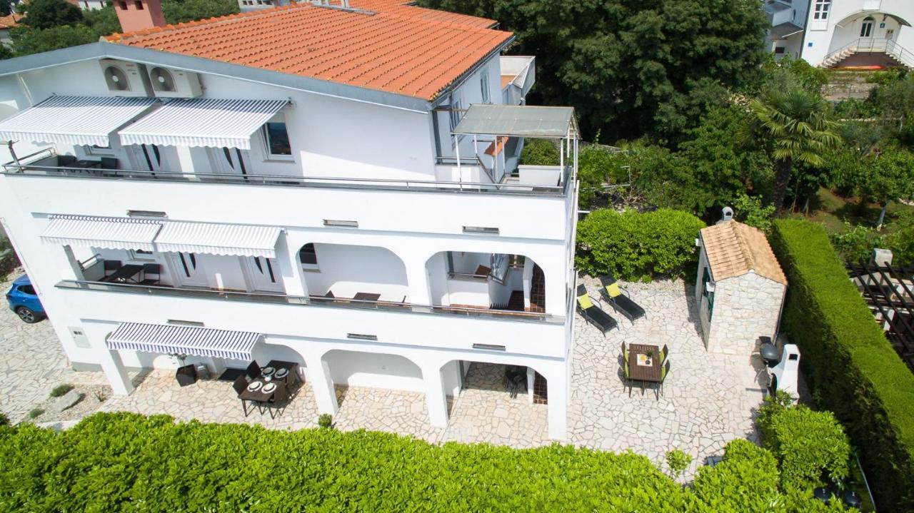 מאלינסקה Apartments Adrijana מראה חיצוני תמונה